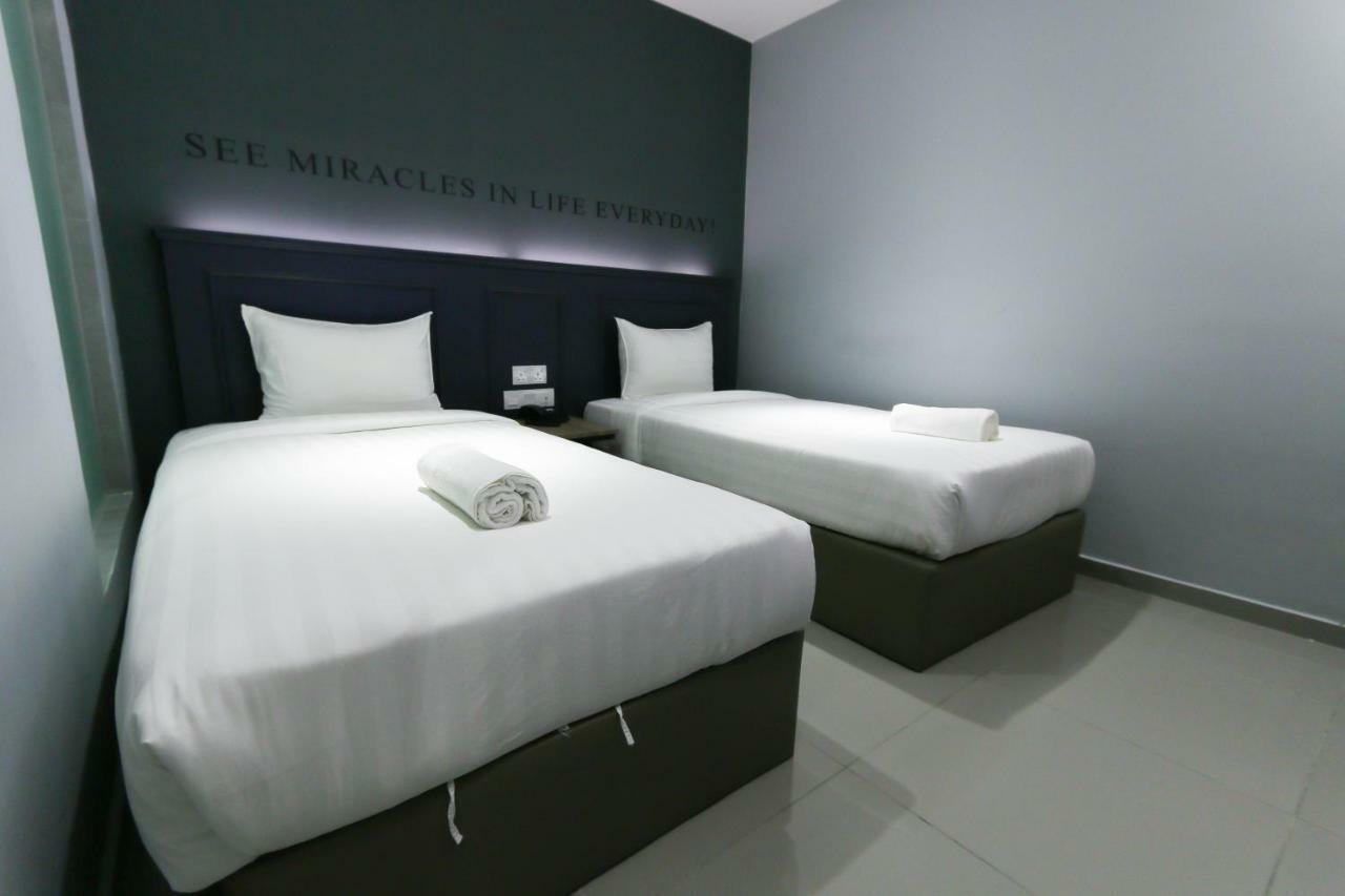 Hotel 99 Sri Petaling  Kuala Lumpur Bagian luar foto
