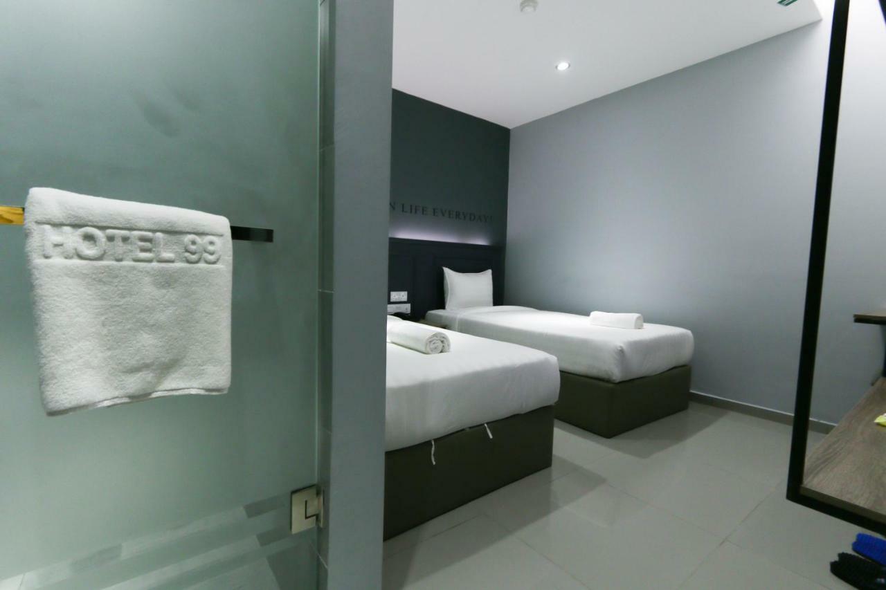 Hotel 99 Sri Petaling  Kuala Lumpur Bagian luar foto
